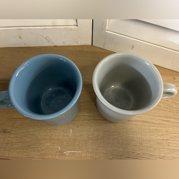 Fiesta USA 2 mugs Fiestaware marked on bottom - soft gray and blue pair - Picture 7 of 8